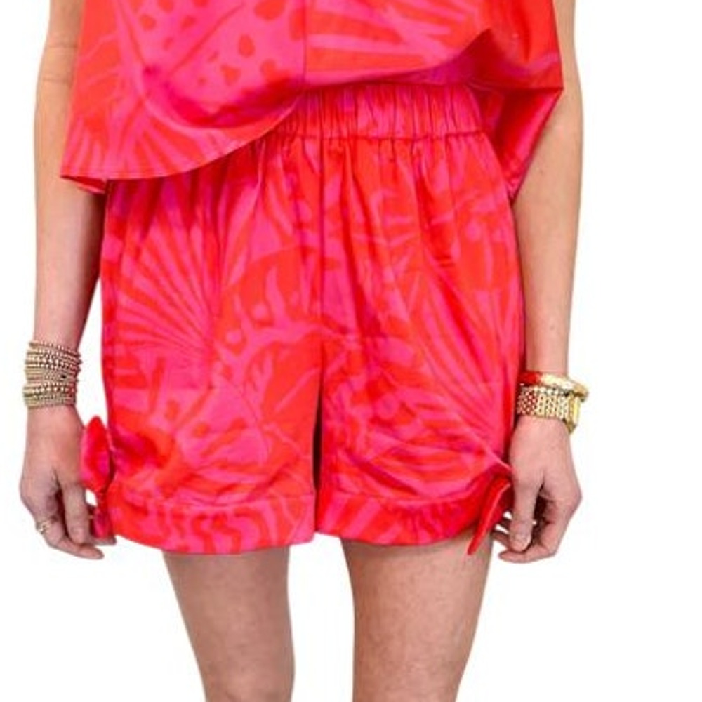 Corey Lynn Calter Blair Shorts Flamingo Pink M NWT Resort wear Barbiecore Preppy